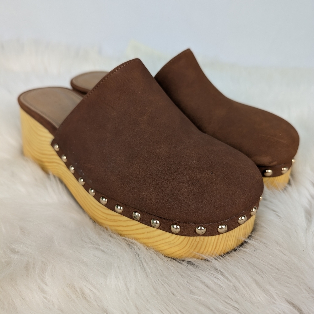 Osos Design leather clogs, women's size 8, brown